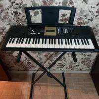 Tastiera elettronica Yamaha YPT-220 + supporto