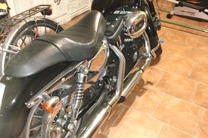 moto Harley Davidson 883r 
