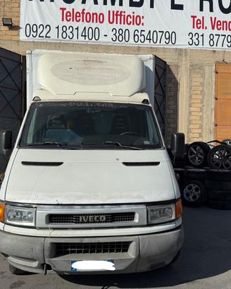 Iveco Daily 35C13 2.8 TDI 125cv cabinato del 2000