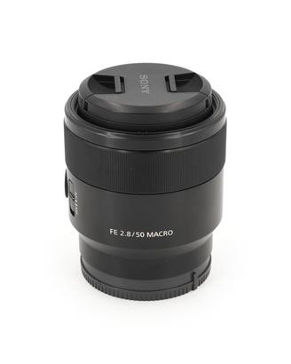 Sony FE 50mm f/2.8 Macro