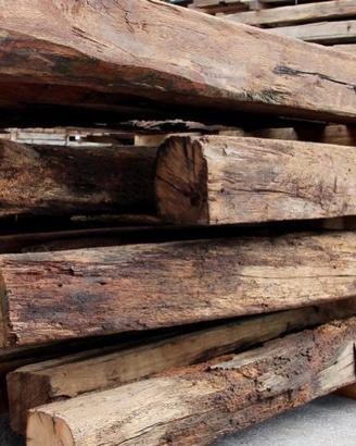 Travi antichi in legno di Rovere