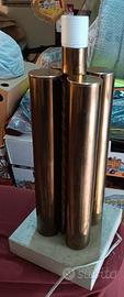 Lampada vintage in ottone lavorato con base marmo