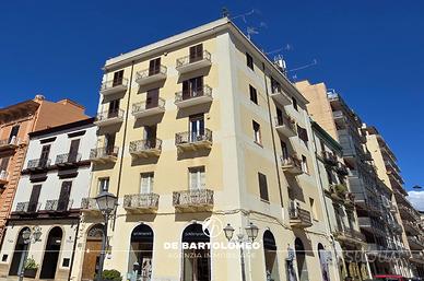 Via d'aquino locale commerciale/studio