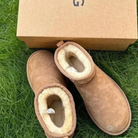 Stivali da donna UGG Ultra Mini Chestnut  38