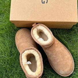 Stivali da donna UGG Ultra Mini Chestnut  38