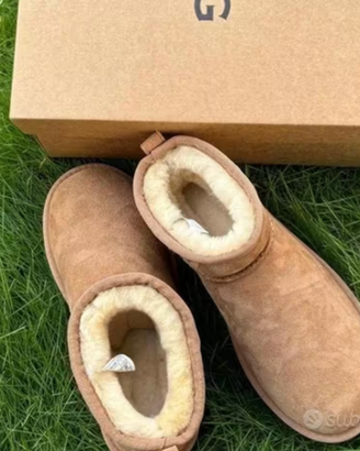 Stivali da donna UGG Ultra Mini Chestnut  38