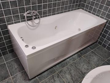 vasca idromassaggio Jacuzzi