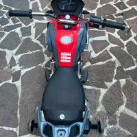 Bmw 1200 elettrica per bambini