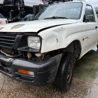 Ricambi usati per Mitsubishi L200 Pick Up 2.5 Dies