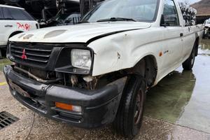 Ricambi usati per Mitsubishi L200 Pick Up 2.5 Dies