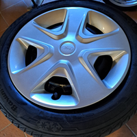 Cerchi e gomme 16" per Ford Fiesta