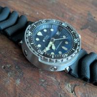 SEIKO TUNA