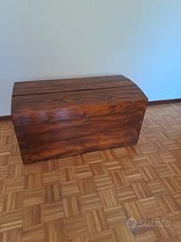 baule bombato in abete 