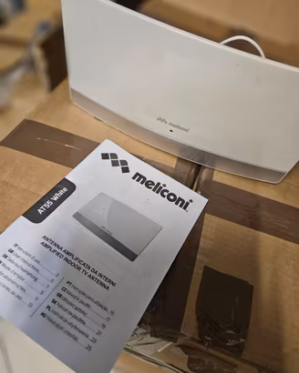 Antenna TV amplificata da interni Meliconi AT55 Wh