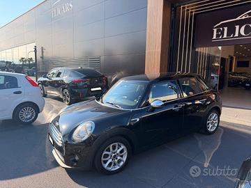 MINI Cooper D 1.5 Cooper D 5 porte