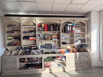 Credenza vintage in legno grande – cucina / uffici