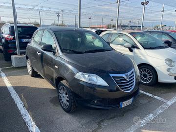 Lancia Ypsilon 0.9 TwinAir 85 CV 5 porte Metano Ec