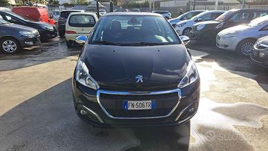 Peugeot 208 PureTech 82 Allure