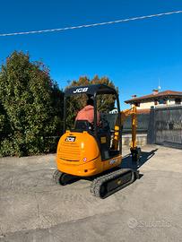 E272- Escavatore 18 q JCB 8018 allargabile