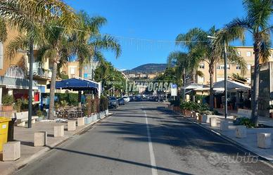 Locale Commerciale sul Corso Principale