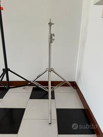 Neewer treppiede in acciaio da 2 MT