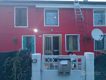 Casa intera rossa
