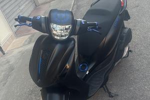 Piaggio Medley S 125 ,Nero opaco