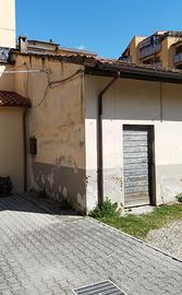 Garage per Moto con Posto auto