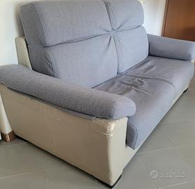 Divano letto usato in buone condizioni 