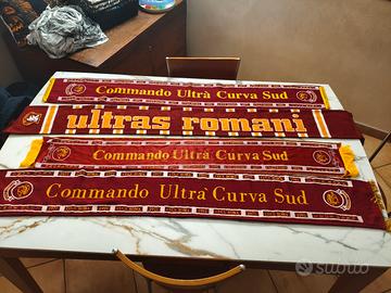 blocco sciarpe ultras Roma 