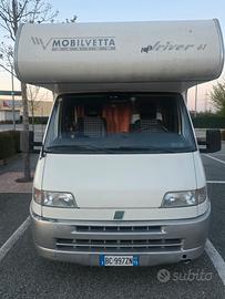 camper  caravan mobilvetta top driver 61 pochi km