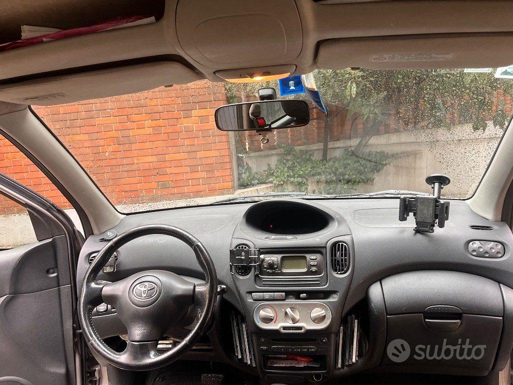 Autoradio originale Toyota Yaris in vendita a Torino - Piemonte