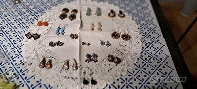 lotto 17 paia orecchini fogge diverse 