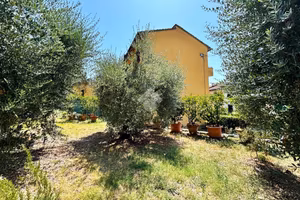 CASA INDIPENDENTE A CAPRAIA E LIMITE