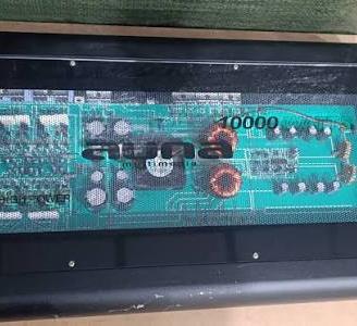 Amplificatore auto