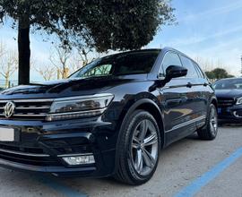 Volkswagen Tiguan II Diesel 2.0 150 CV R-Line