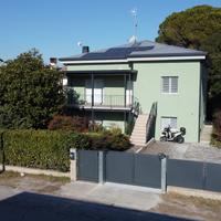 Camere singole e posti letto per studenti a Meolo