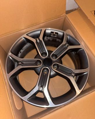 Set 4 Cerchi in Lega 18" Originali Kia
