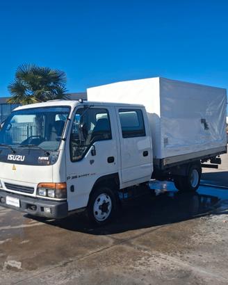 Nissan Doppia Cabina Cassone Centinato