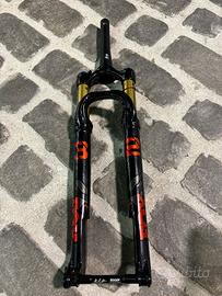 FOX 32 Step-Cast Float FIT4 Remote Factory 29"