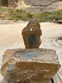 Fontana in pietra naturale per giardino