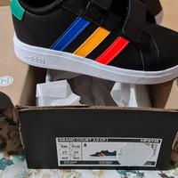 Scarpe adidas N. 27 Grand Court