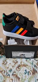 Scarpe adidas N. 27 Grand Court