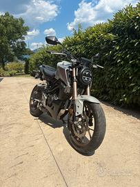 honda CB125r