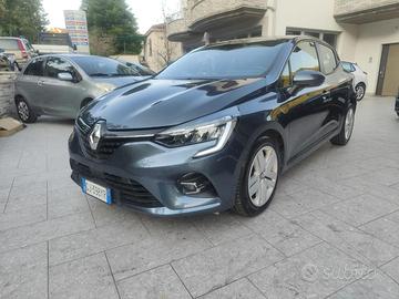 RENAULT Clio 1.0 TCe 90 CV 5 p_Garanzia 3 Anni