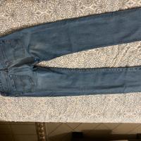 Pantaloni jeans Levis