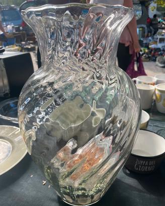 Vaso di Fiori in Vetro