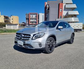 MERCEDES GLA 200 d Automatic Sport