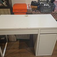 Scrivania vissuta Ikea micke