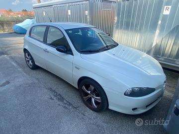 Alfa Romeo 147 1.6 16V 5p NEOPATENTATI